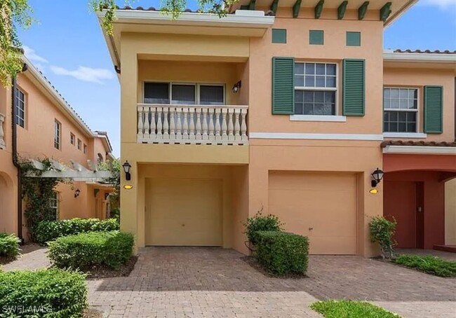 property at 8601 Piazza Del Lago Cir