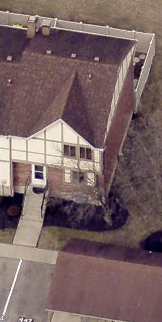 447 Lockhaven Ct in Mason, OH - Foto de edificio