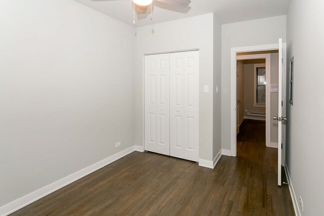 627 W Melrose St, Unit P2 in Chicago, IL - Foto de edificio - Building Photo