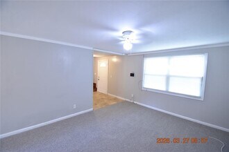 10110 Alambra Ave in Tampa, FL - Building Photo - Building Photo