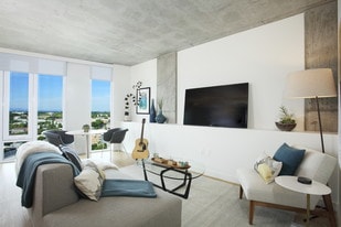 Yard in Portland, OR - Building Photo