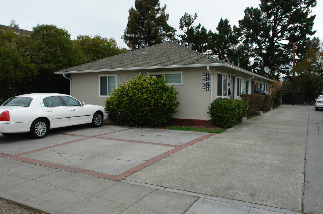 2893-2899 Alma St in Palo Alto, CA - Foto de edificio