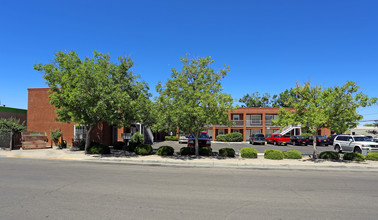 Hacienda Norte Apartments in Albuquerque, NM - Building Photo - Building Photo