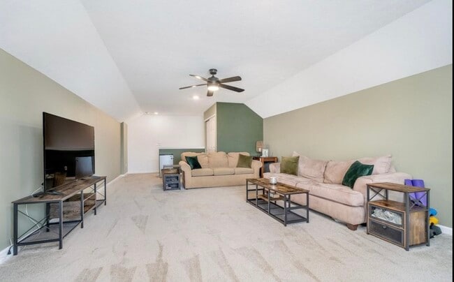 property at 5304 Maywood Dr