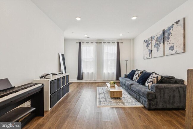 42597 Nubbins Ter in Ashburn, VA - Building Photo - Building Photo