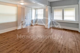 1044 W 28th St in Jacksonville, FL - Building Photo - Building Photo