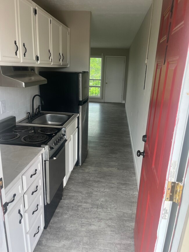 200 Thistlewood Ave, Unit 400 in Frankfort, KY - Building Photo - Building Photo
