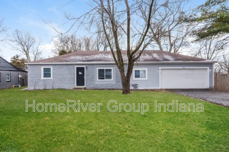205 Monroe St in Indianapolis, IN - Building Photo