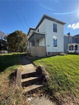 28 S Shawnee Ave in Zanesville, OH - Building Photo