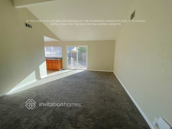 513 Hummingbird Way in Suisun City, CA - Foto de edificio - Building Photo