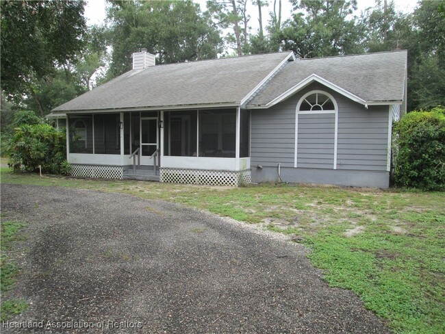 1541 Spring Ln in Lake Placid, FL - Building Photo - Building Photo