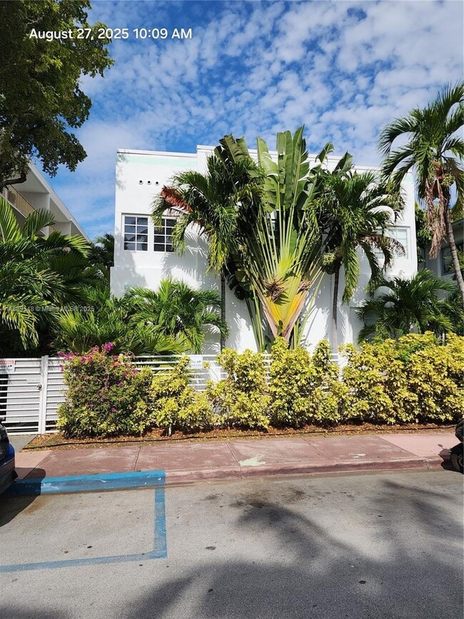 property at 1550 Meridian Ave