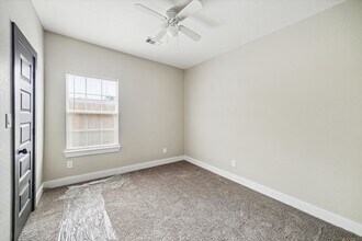 301 Owens St in Houston, TX - Building Photo - Building Photo