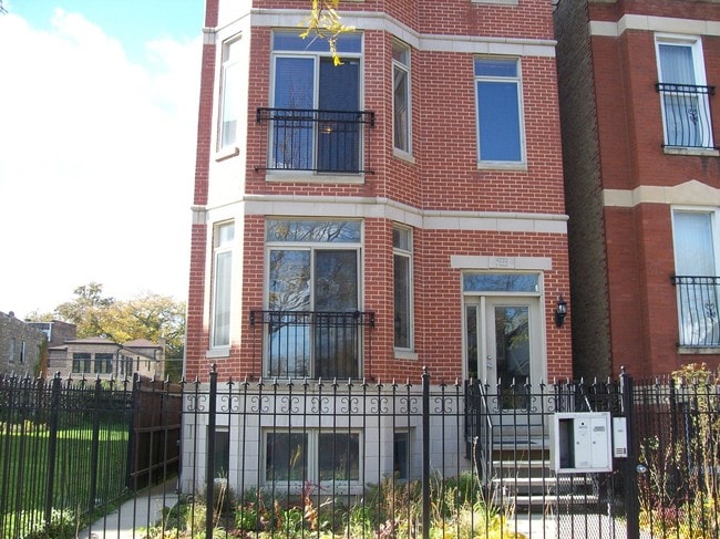 property at 4222 S Indiana Ave