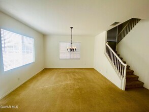2306 Cornflower Way in Palmdale, CA - Building Photo - Building Photo