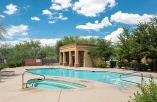 2803 E River Rd in Tucson, AZ - Building Photo