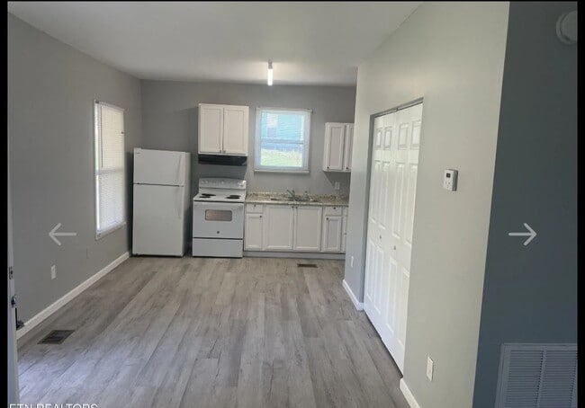 2102 Adams Ave in Knoxville, TN - Building Photo - Building Photo