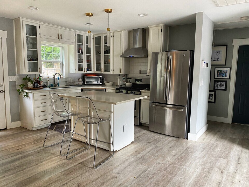 2802 W 45th St in Austin, TX - Building Photo