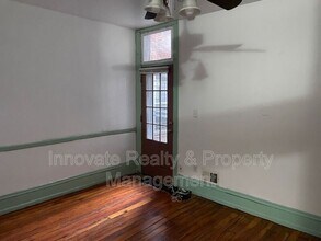 4416 Locust Ave in Philadelphia, PA - Building Photo - Building Photo
