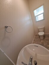 330 Alboran Sea Cir in Sacramento, CA - Building Photo - Building Photo