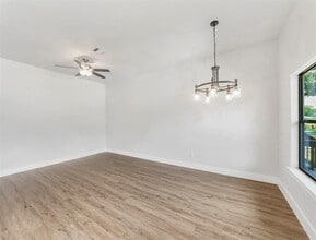 4818 Paula St in Houston, TX - Building Photo - Building Photo