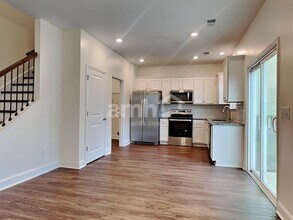 334 Azore Way, Unit 304 in Summerville, SC - Building Photo - Building Photo