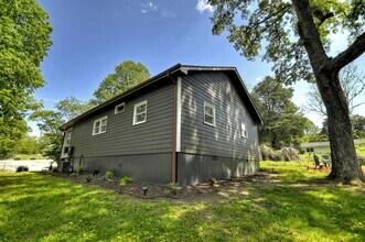 92 Asbury St in Epworth, GA - Building Photo - Building Photo