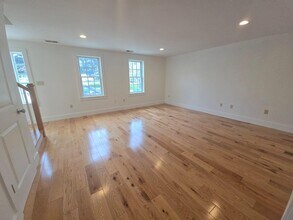 136 Clinton St in Montgomery, NY - Building Photo - Building Photo