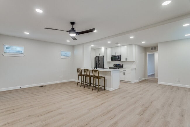 2805 Sandage Ave in Fort Worth, TX - Building Photo - Building Photo