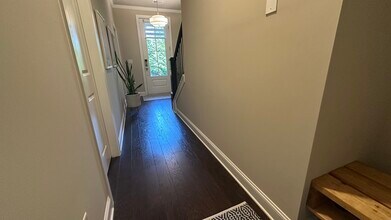 1070 Aster Rd in Roswell, GA - Building Photo - Building Photo