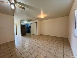 404 S 20th Ave in Edinburg, TX - Building Photo - Building Photo