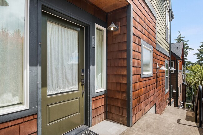 property at 211 26th Ave E