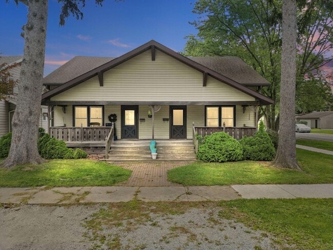 123 S 11th St