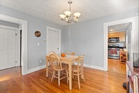 64 Grant St, Unit #2 in Somerville, MA - Foto de edificio - Building Photo