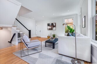 61 Prince St, Unit 61 in Cambridge, MA - Foto de edificio - Building Photo