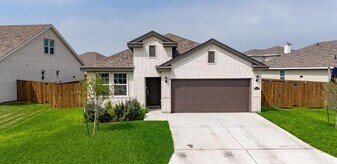14 Boykin Crk Rd in McAllen, TX - Building Photo