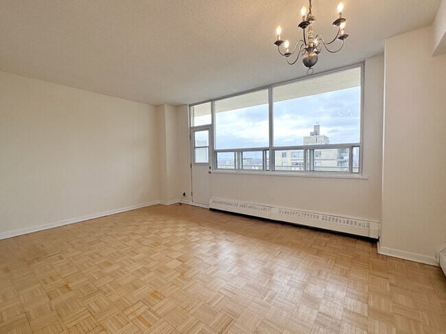 The Belvedere in Toronto, ON - Building Photo - Building Photo