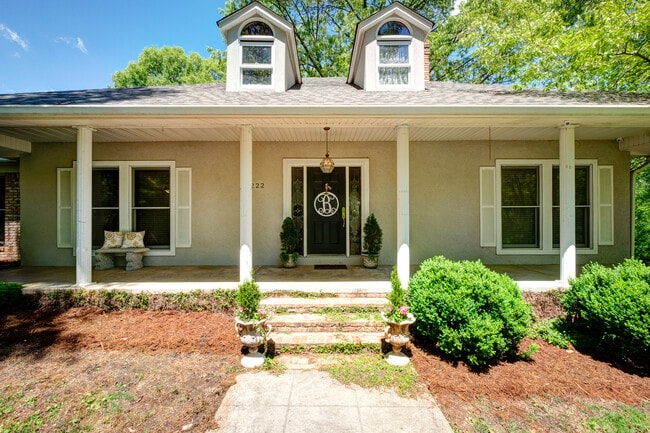 222 Frazier Ln in Benton, AR - Building Photo - Building Photo