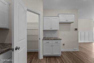 4504 Laurel Rdg Dr in Greenville, NC - Building Photo - Building Photo
