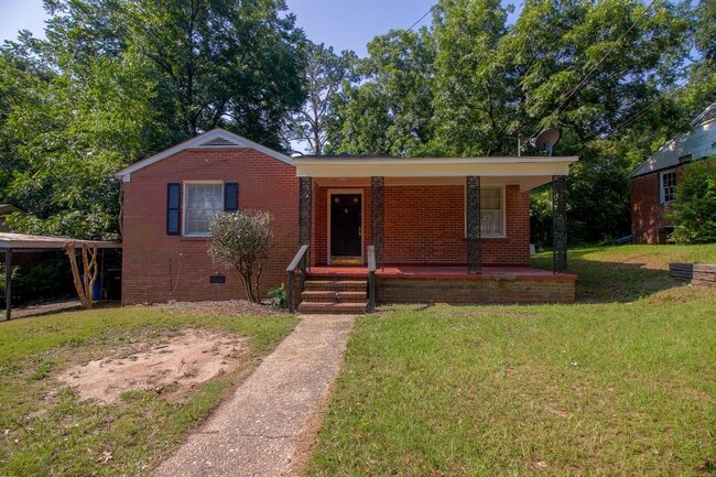 property at 3646 Walton St