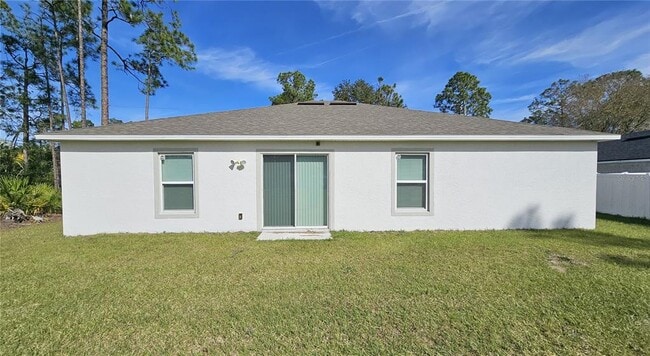 32 Ramrock Ln in Palm Coast, FL - Building Photo - Building Photo