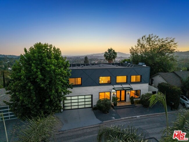 property at 105 Sequoia Dr