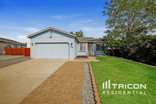 property at 5907 Poinsettia Ct