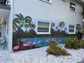 1910 Morrill St in Sarasota, FL - Building Photo