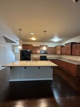 7602 Pike Ave NE in Lacey, WA - Building Photo - Building Photo