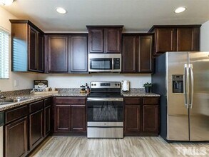 3290 Ivy Wood Ln in Durham, NC - Building Photo - Building Photo