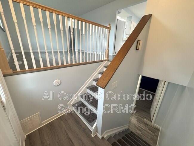 1595 Luna Vista St in Colorado Springs, CO - Building Photo - Building Photo