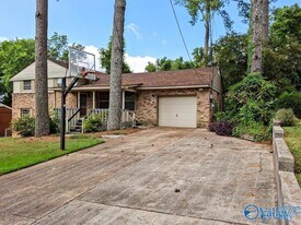 2603 Vinyard St NE in Huntsville, AL - Building Photo