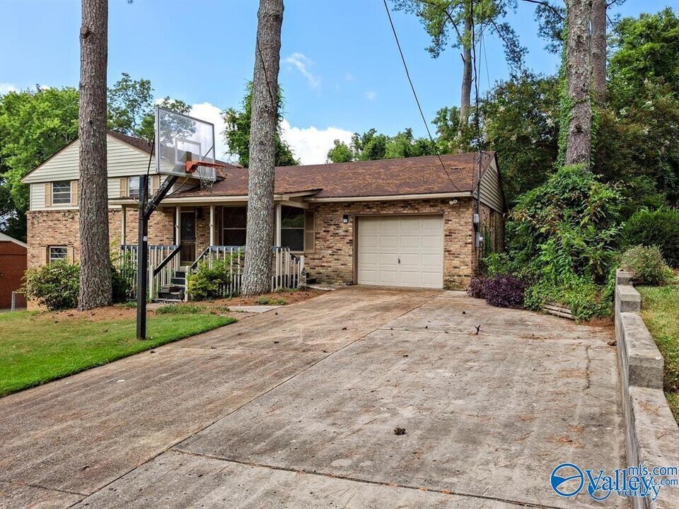 2603 Vinyard St NE in Huntsville, AL - Building Photo