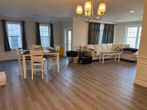 70 Woodruff Ave in Medford, MA - Building Photo - Building Photo